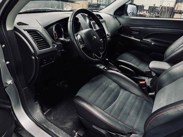 Used 2024 Mitsubishi Outlander Sport LE image 15