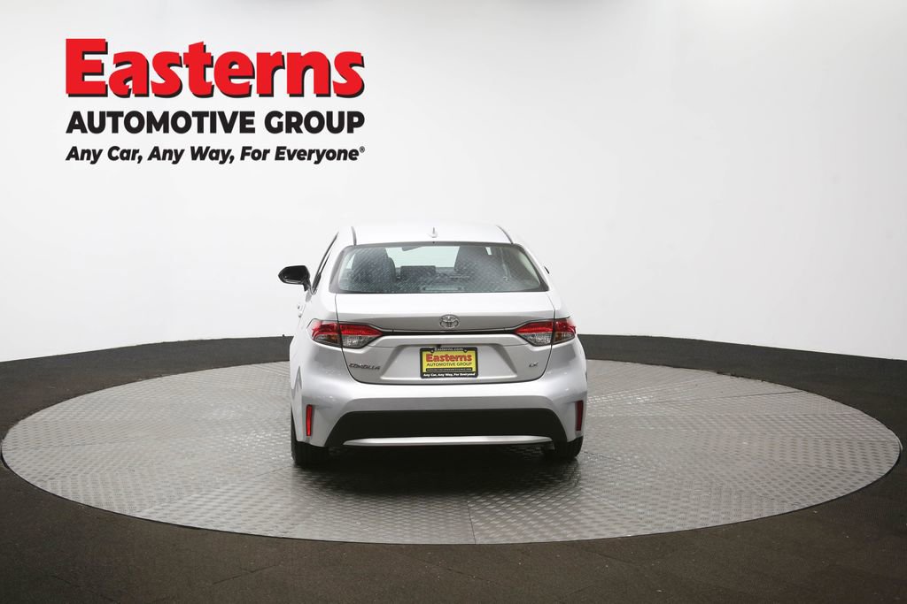 Used 2022 Toyota Corolla LE FWD image 36