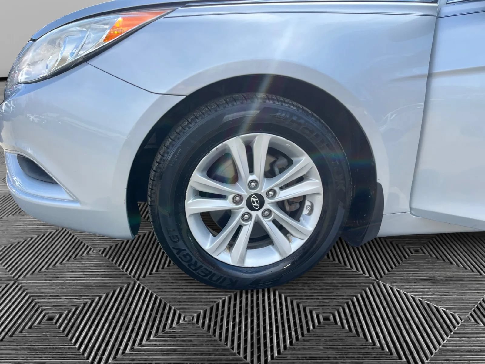 Used 2012 Hyundai Sonata GLS w/ Popular Equipment Pkg FWD image 16