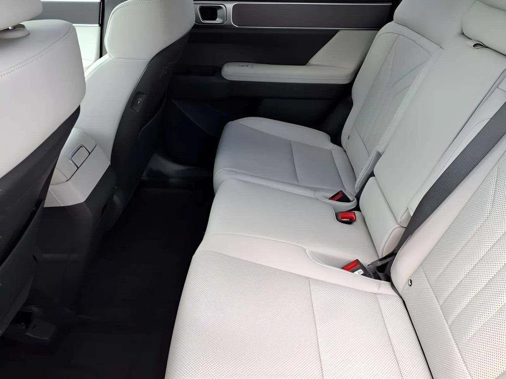 New 2026 Hyundai Santa Fe SEL FWD image 12