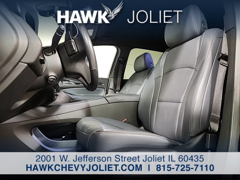 Used 2024 Buick Enclave Premium FWD image 12