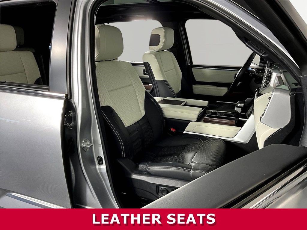 Used 2024 Toyota Sequoia Capstone AWD/4WD image 30