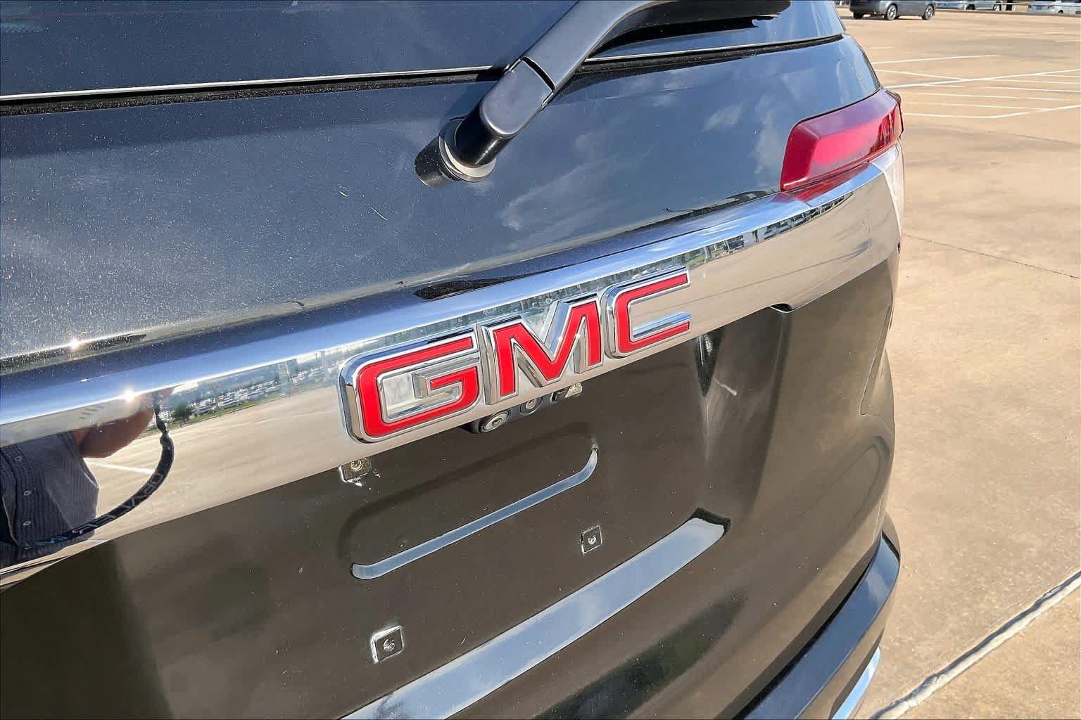 Certified 2023 GMC Acadia Denali w/ Denali Technology Package FWD image 28