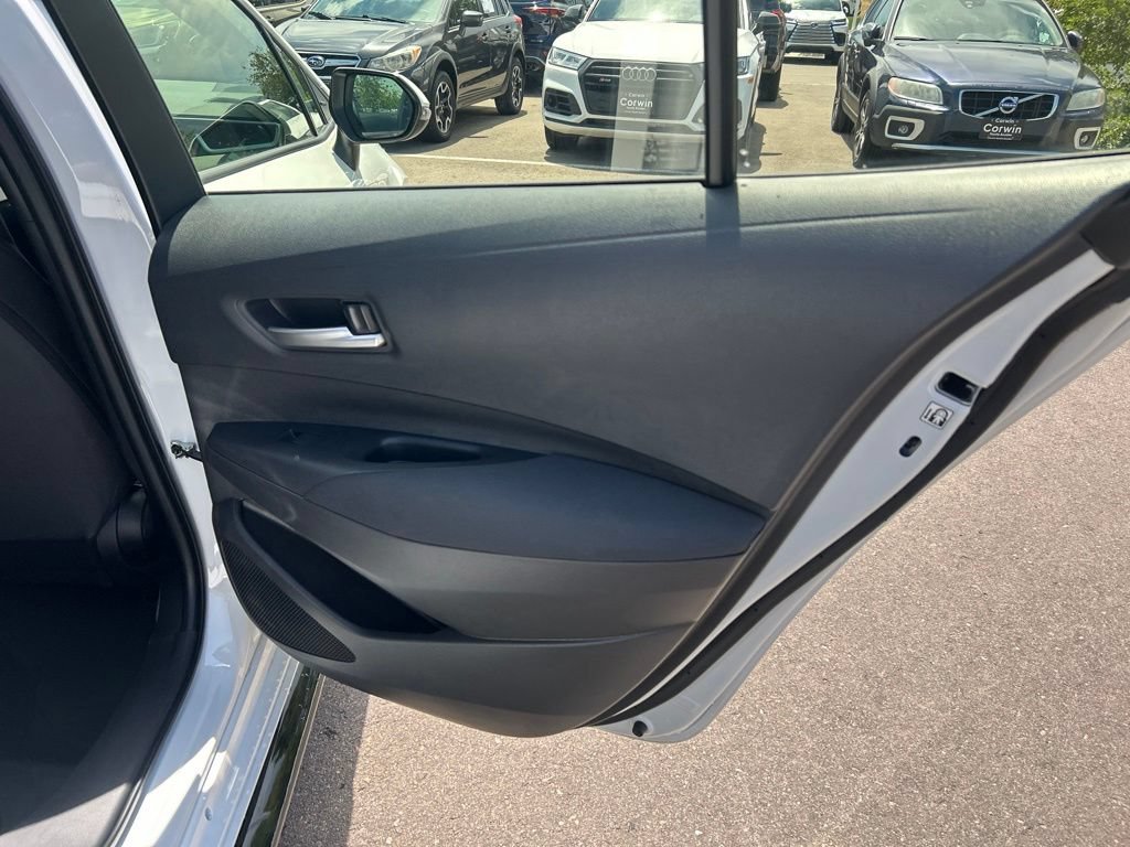 Used 2026 Toyota Corolla SE FWD image 15
