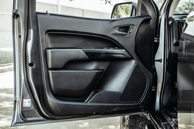 Used 2019 Chevrolet Colorado ZR2 w/ Colorado ZR2 Bison Edition AWD/4WD image 61