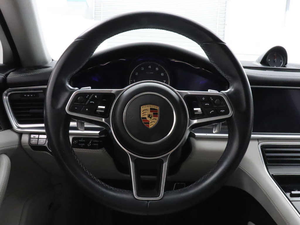 Used 2018 Porsche Panamera 4S AWD/4WD image 13