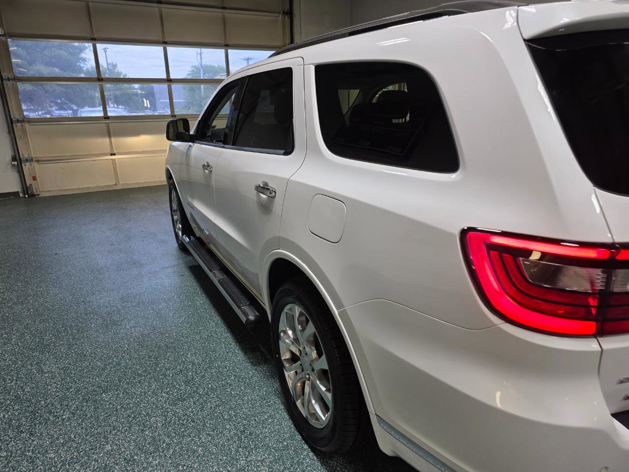 Used 2018 Dodge Durango Citadel w/ Technology Group AWD/4WD image 10