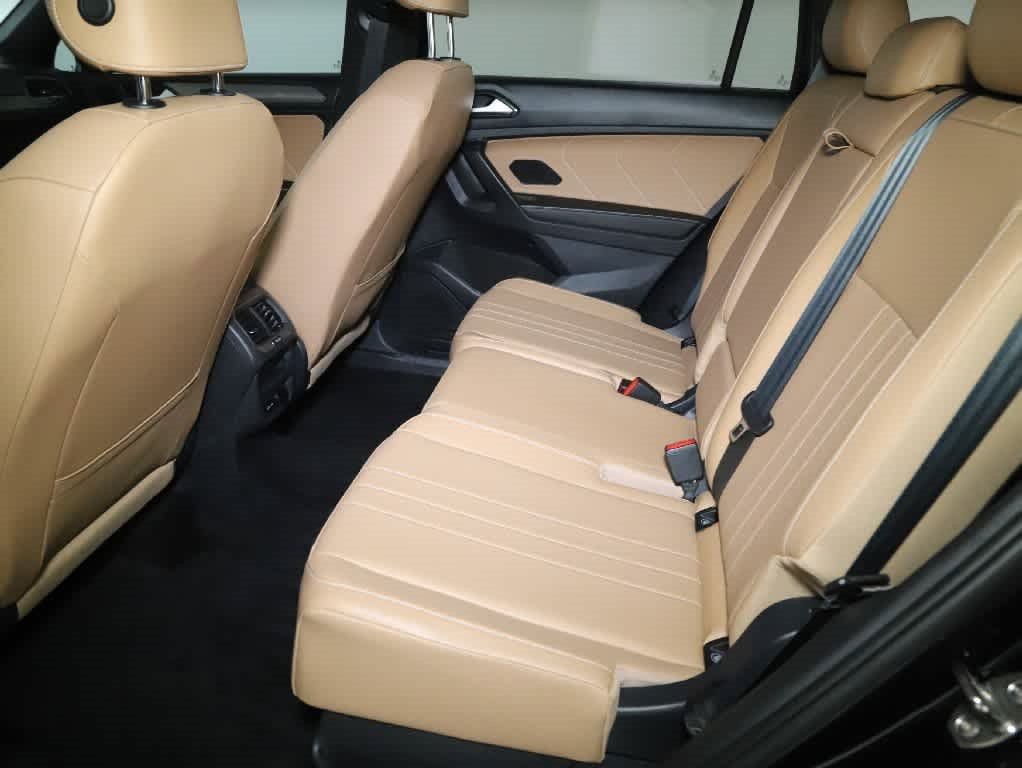 Certified 2023 Volkswagen Tiguan SE AWD/4WD image 14