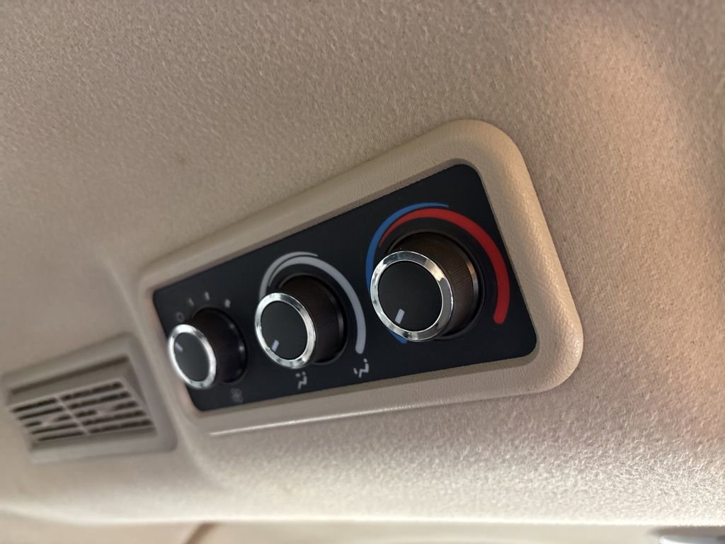 Used 2014 Chevrolet Express 1500 LS image 18