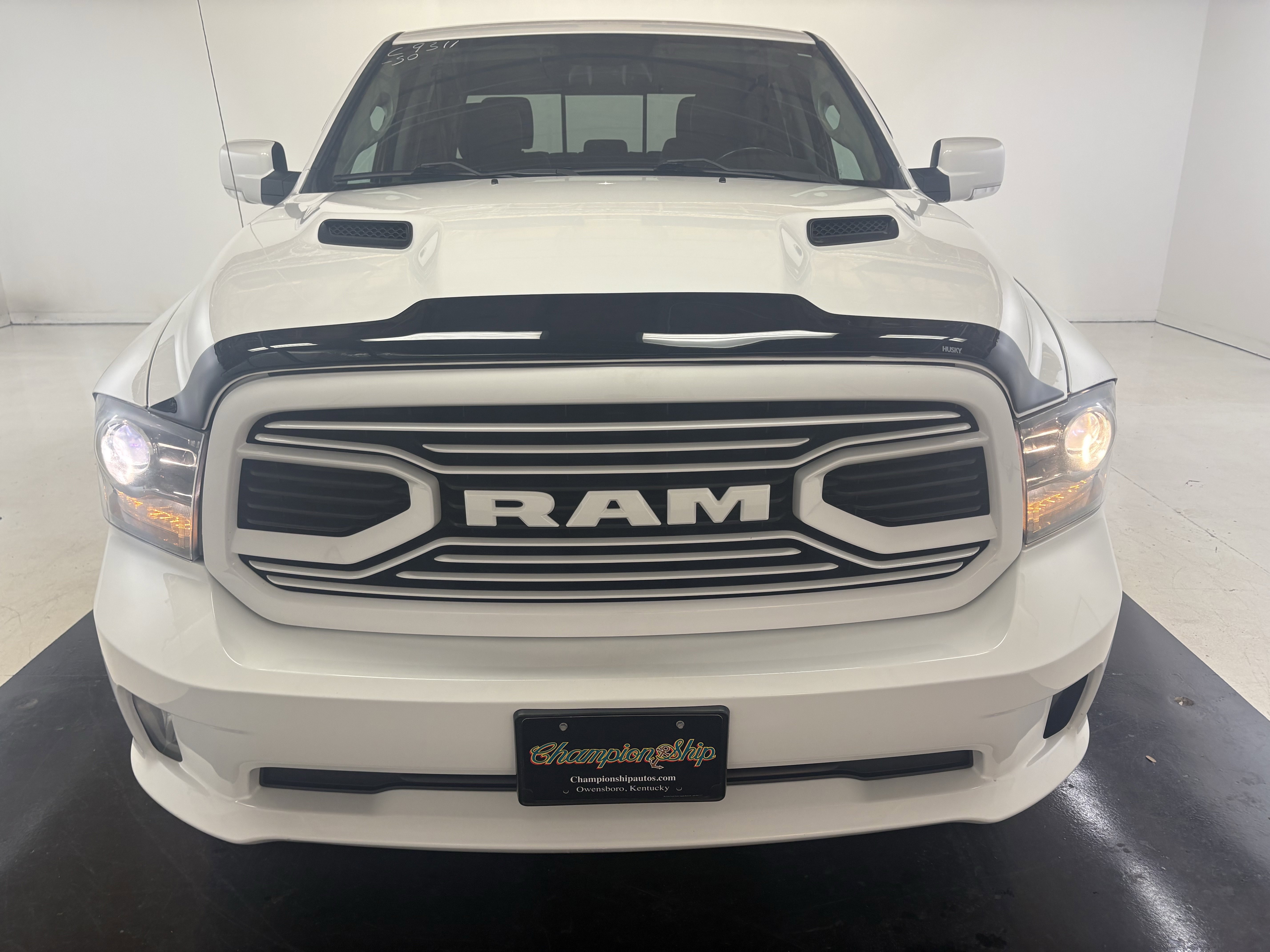 Used 2018 RAM 1500 Sport w/ Comfort Group image 7