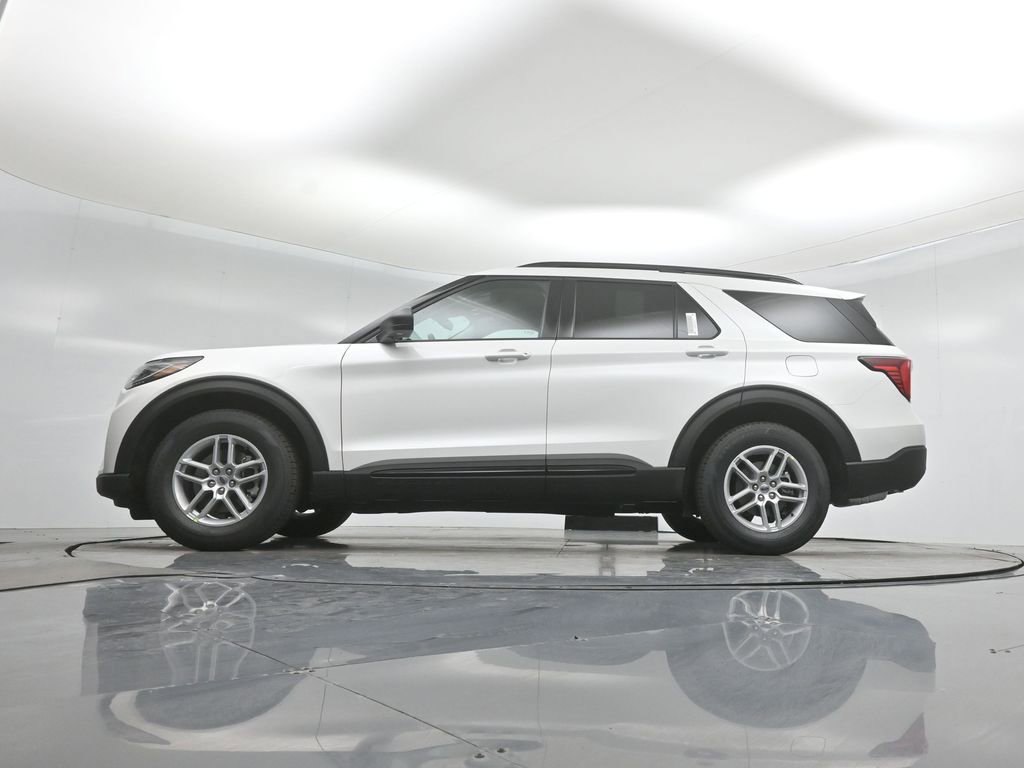 New 2026 Ford Explorer Active RWD image 7