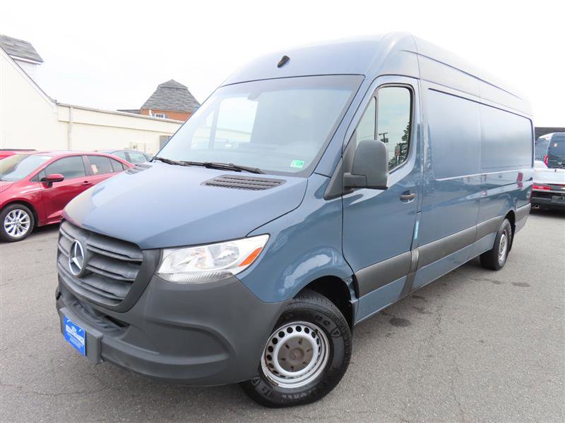 Used 2019 Mercedes-Benz Sprinter 170 image 4
