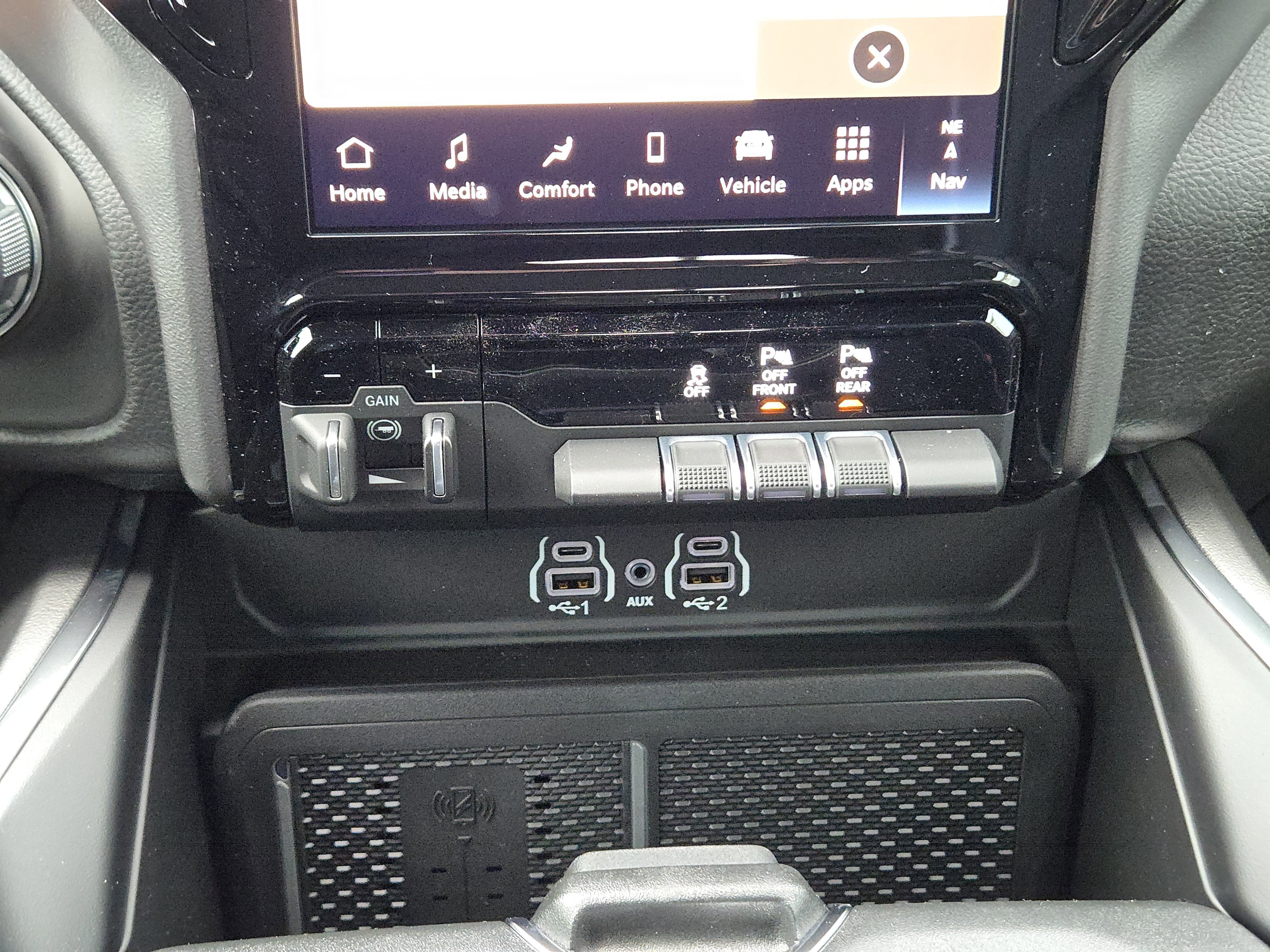 New 2026 RAM 1500 Laramie w/ Laramie Preferred Package image 17