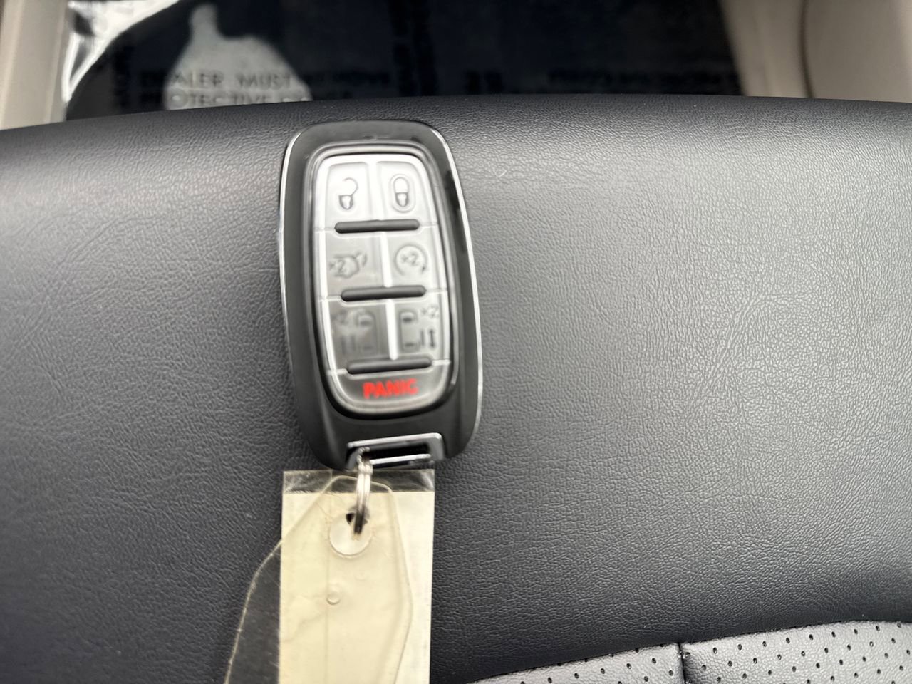 Used 2024 Chrysler Pacifica Touring-L image 25