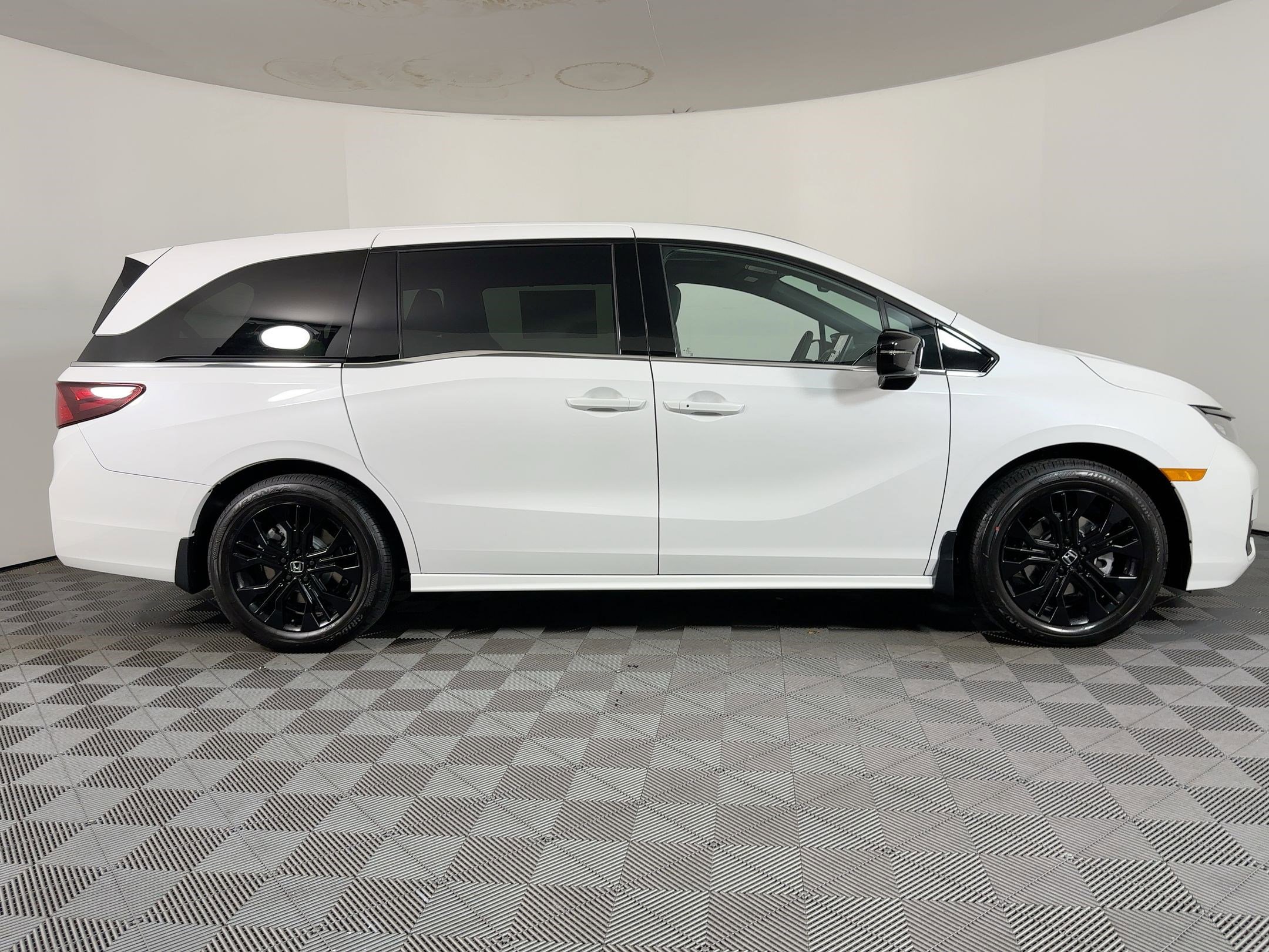New 2026 Honda Odyssey Sport-L image 7