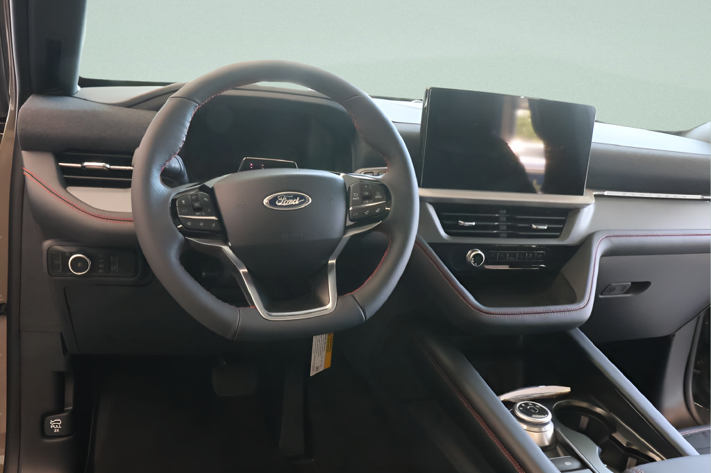 New 2026 Ford Explorer ST-Line w/ ST-Line Street Pack AWD/4WD image 8