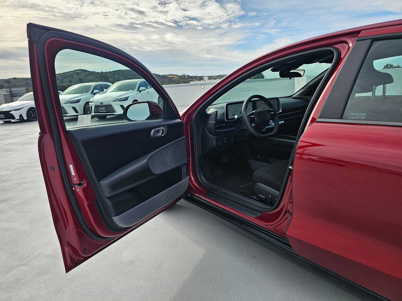 Used 2024 Hyundai Ioniq 6 SE RWD image 19