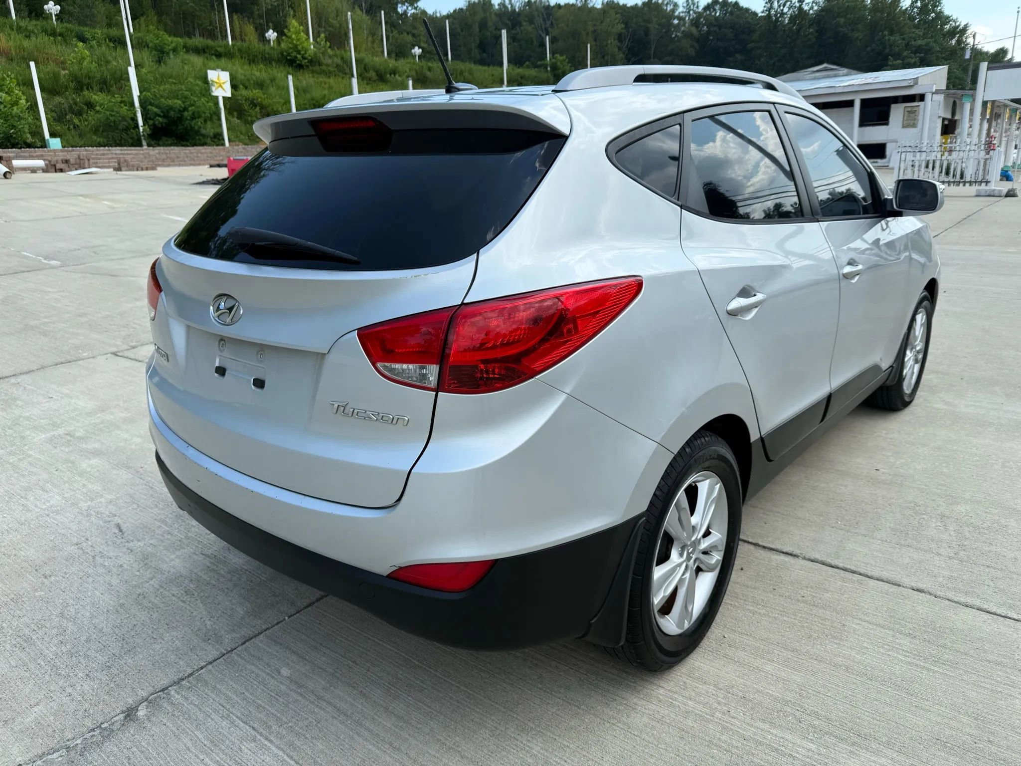 Used 2013 Hyundai Tucson GLS image 8