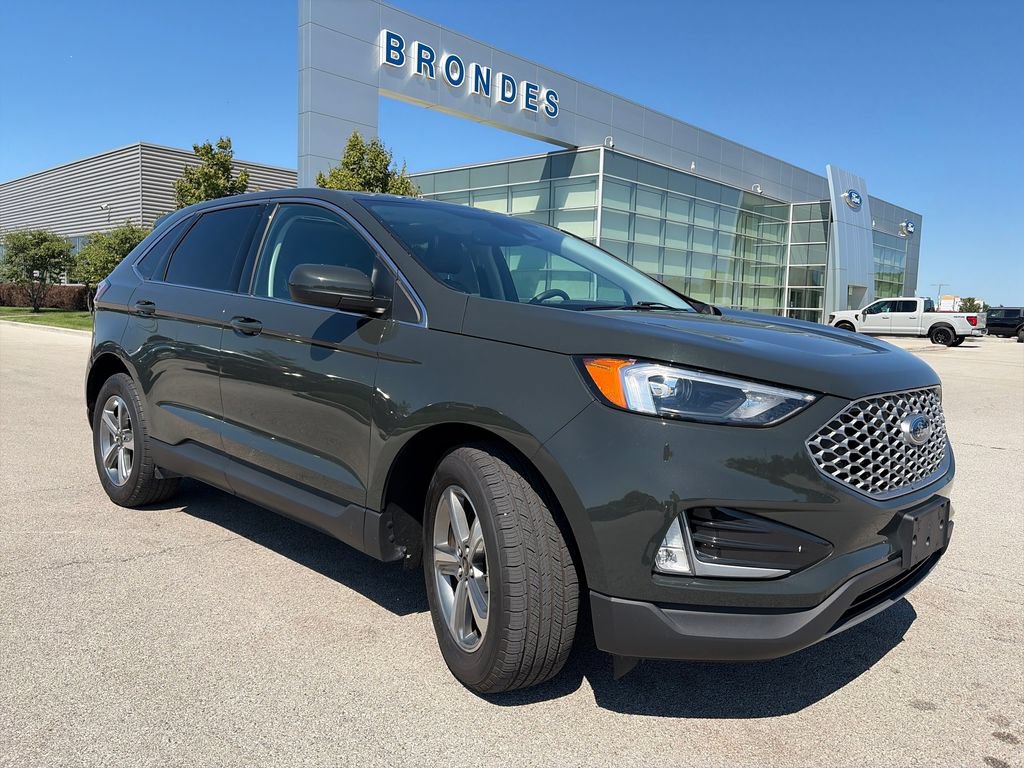 Used 2024 Ford Edge SEL w/ Convenience Package