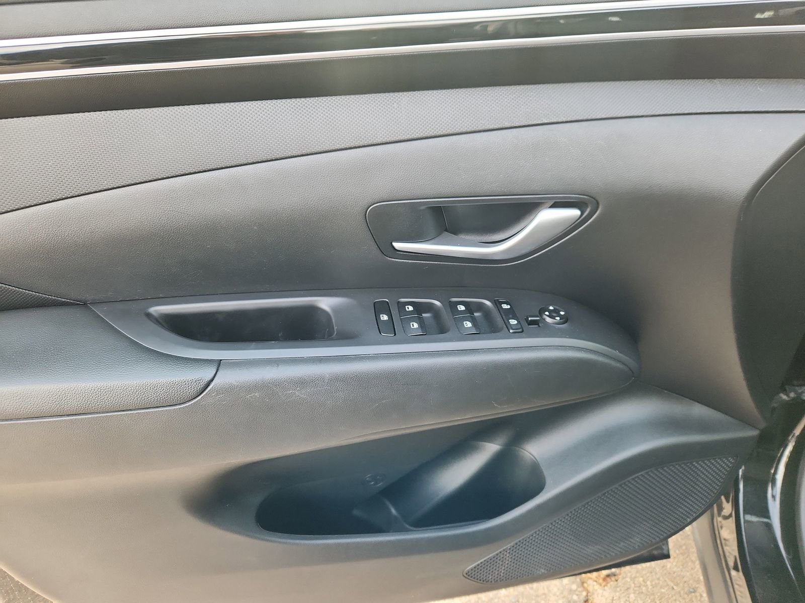 Used 2023 Hyundai Santa Cruz SEL w/ Cargo Package image 9