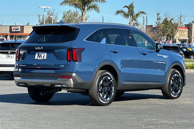 New 2026 Kia Sorento S w/ S Panoramic Sunroof Package AWD/4WD image 4