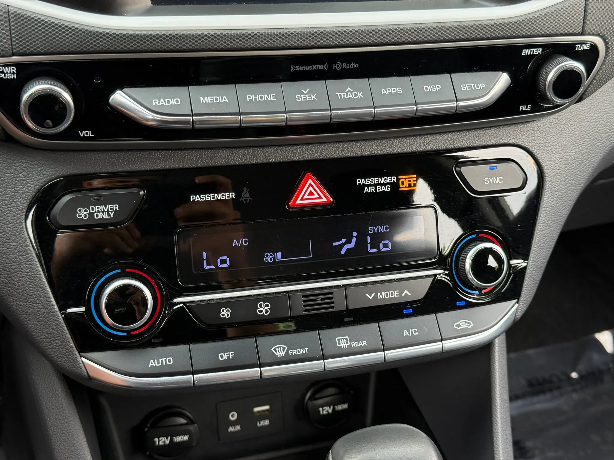 Used 2018 Hyundai Ioniq SEL w/ SEL Tech Package 02 FWD image 22