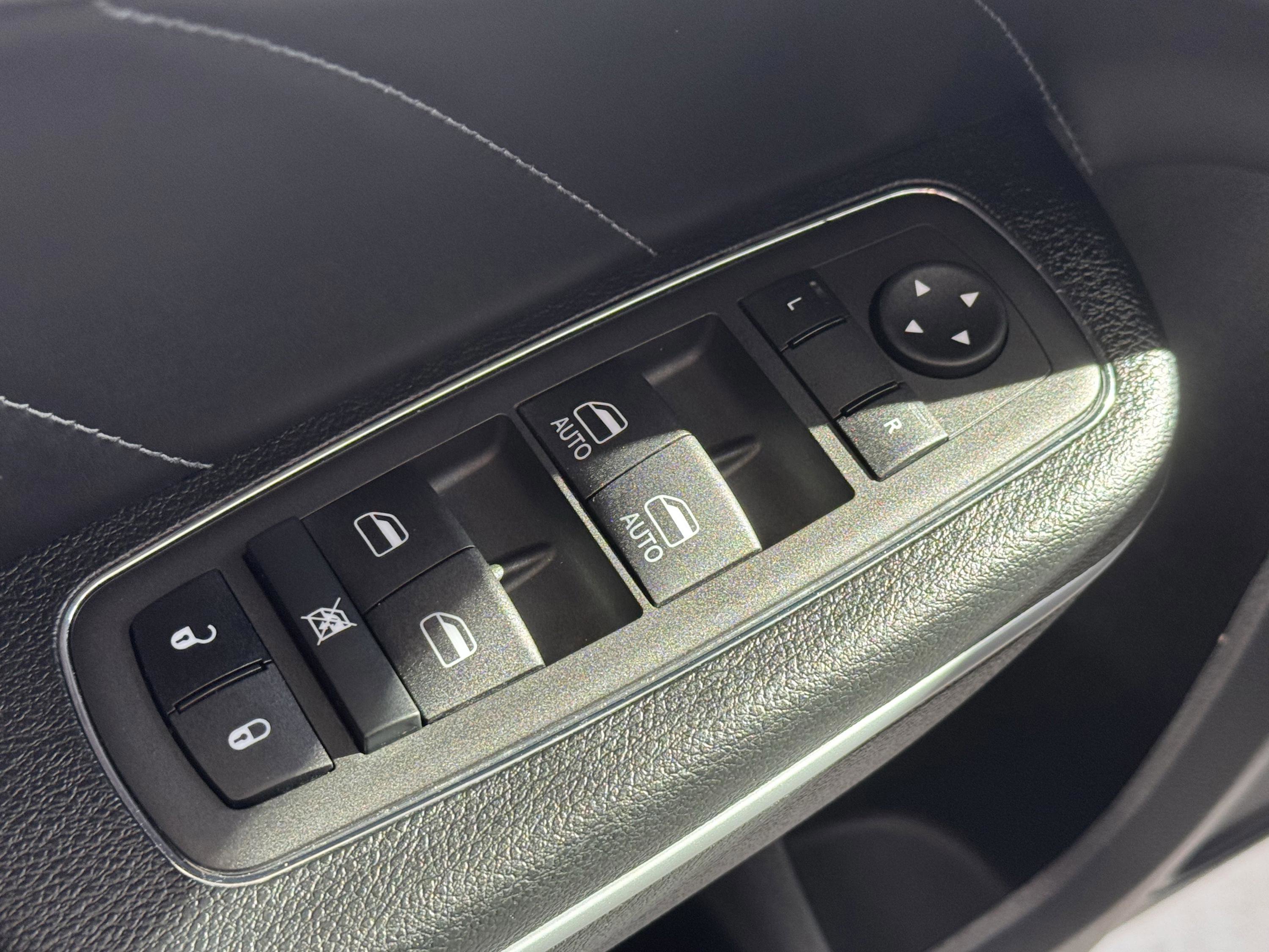 Used 2023 Dodge Charger Scat Pack image 7