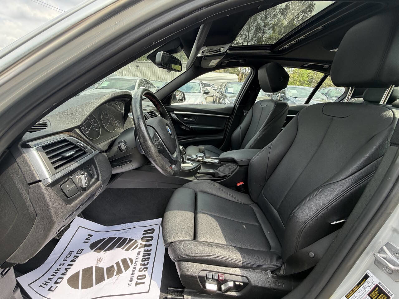 Used 2017 BMW 330e image 13