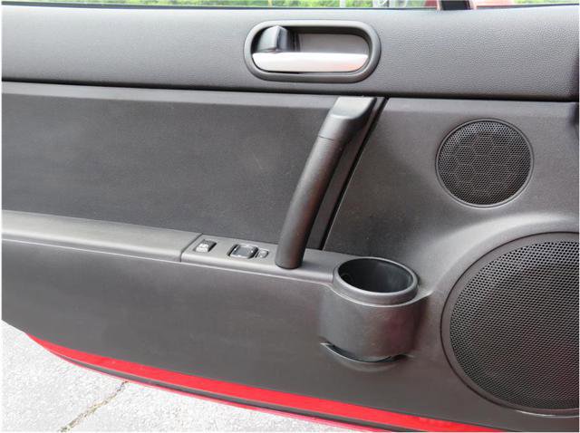 Used 2006 MAZDA MX-5 Miata Sport RWD image 25