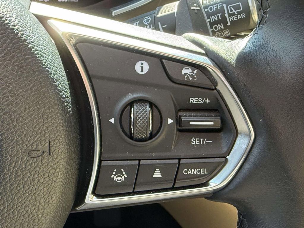 Used 2025 Acura MDX SH-AWD w/ Advance Package image 23