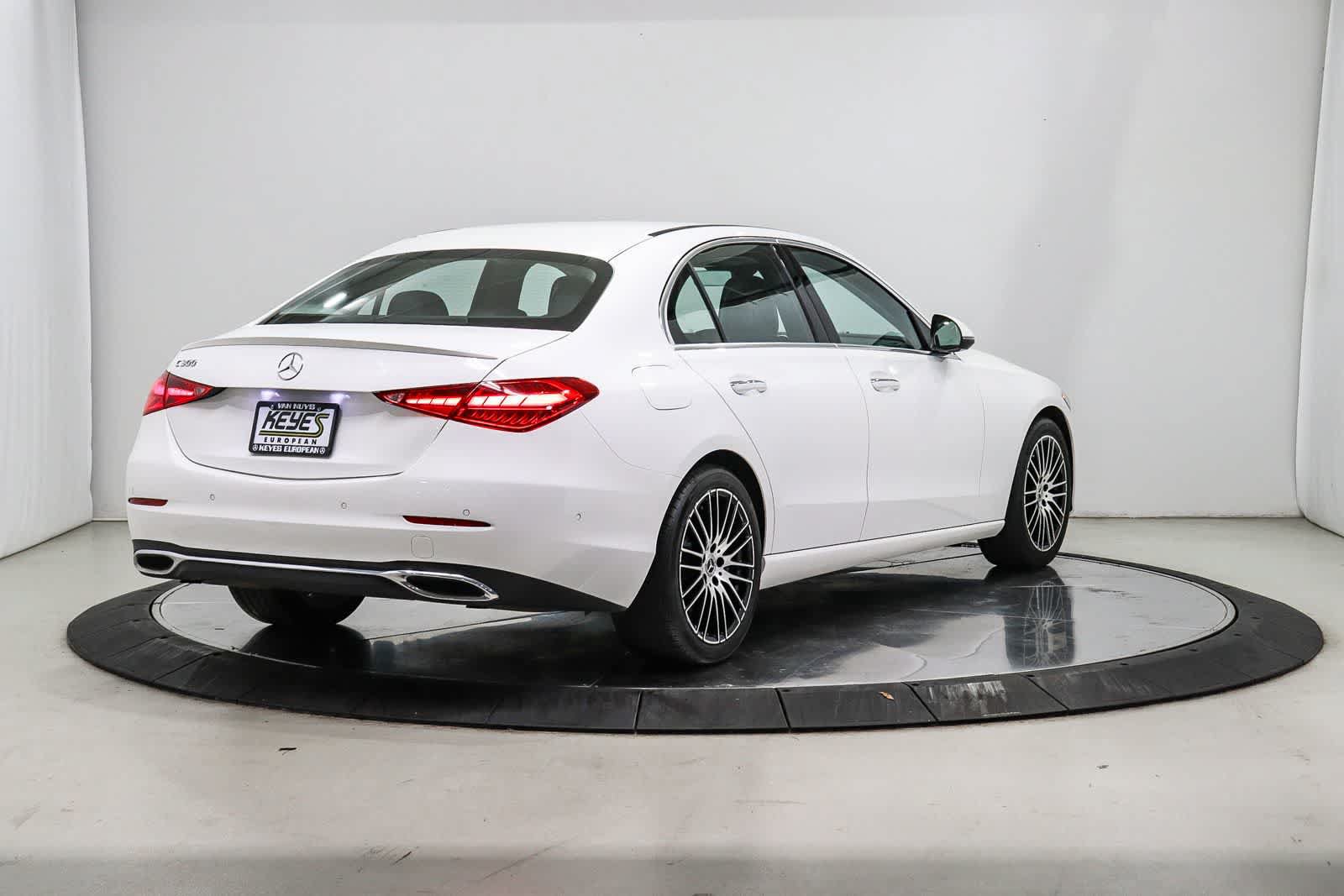Certified 2023 Mercedes-Benz C 300 Sedan image 4