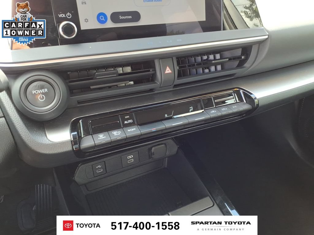 Used 2025 Toyota Prius LE FWD image 23