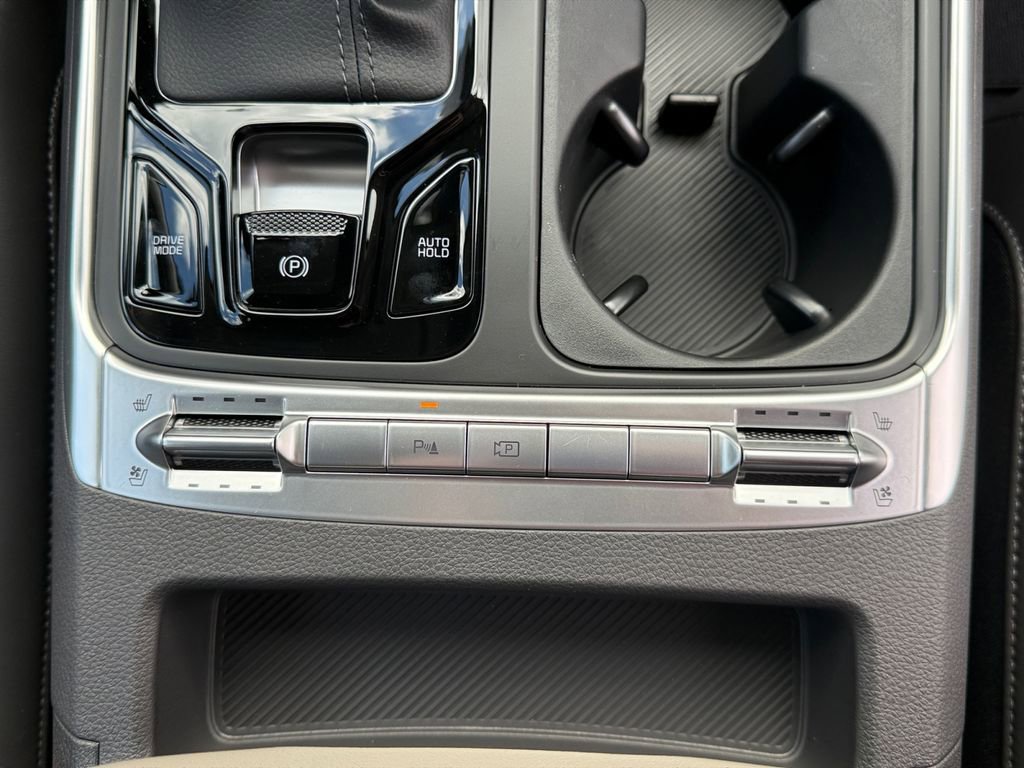 New 2026 Kia Carnival SX image 17