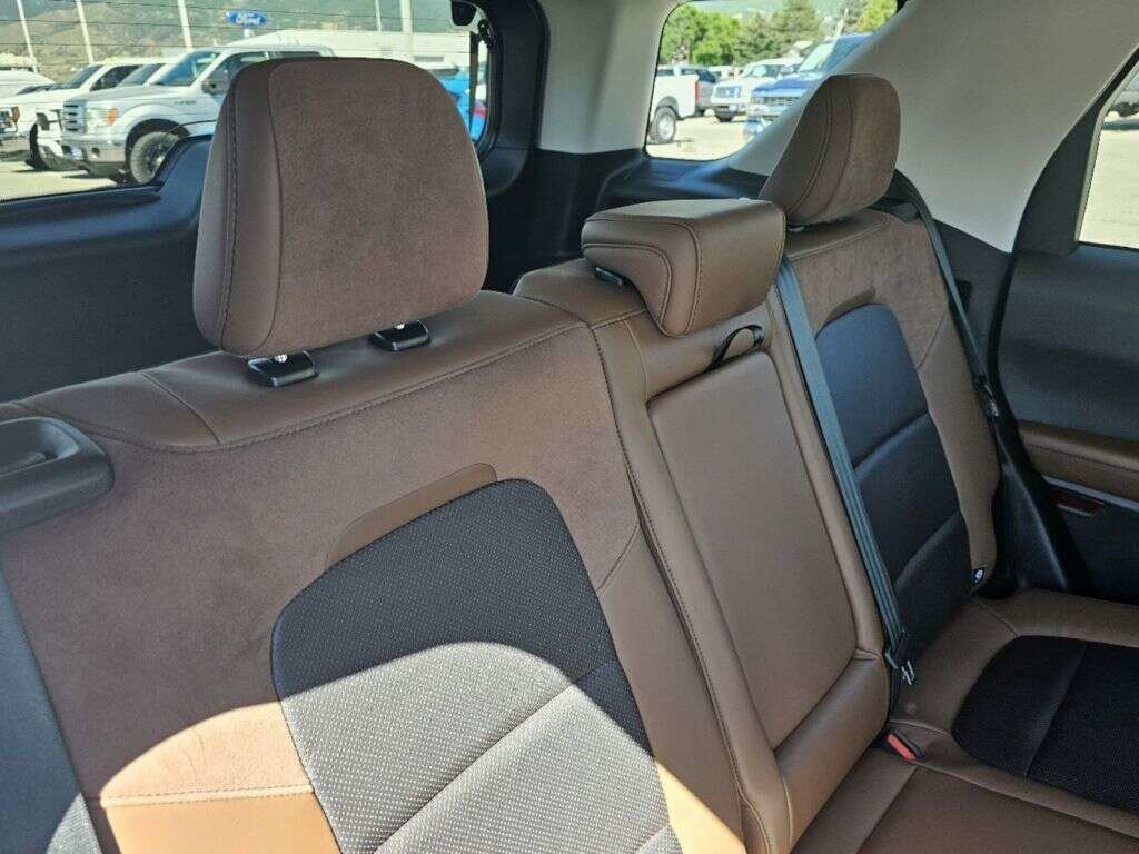 Used 2023 Ford Bronco Sport Badlands w/ Premium Package image 21