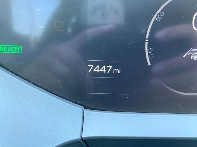 Used 2025 Toyota Prius LE image 18