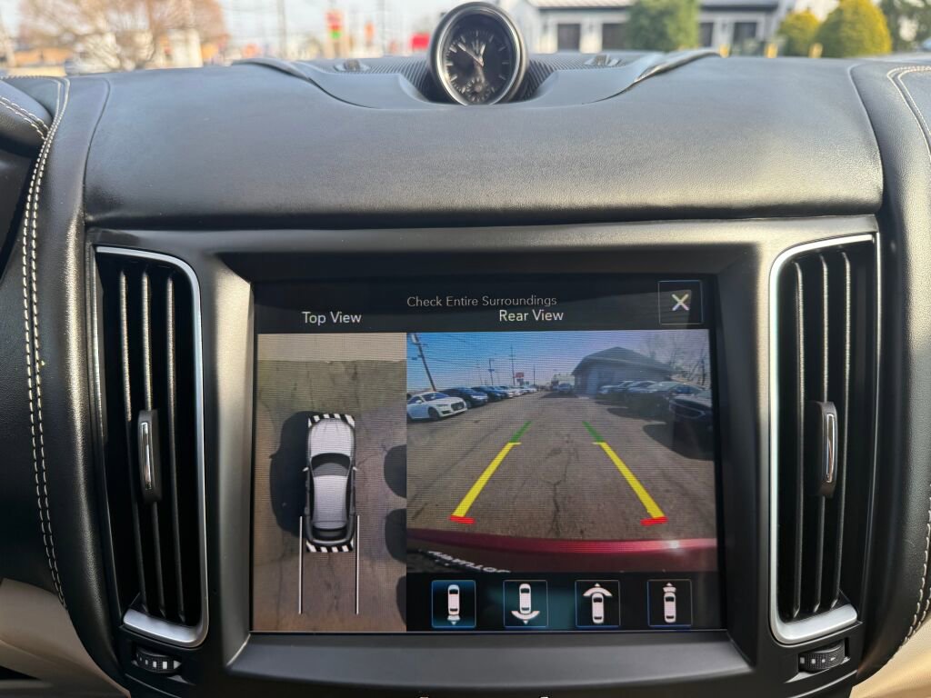 Used 2017 Maserati Levante S AWD/4WD image 19