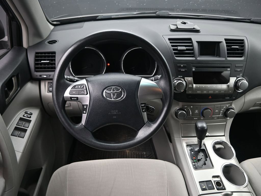 Used 2011 Toyota Highlander 4WD w/ Tech Pkg image 20