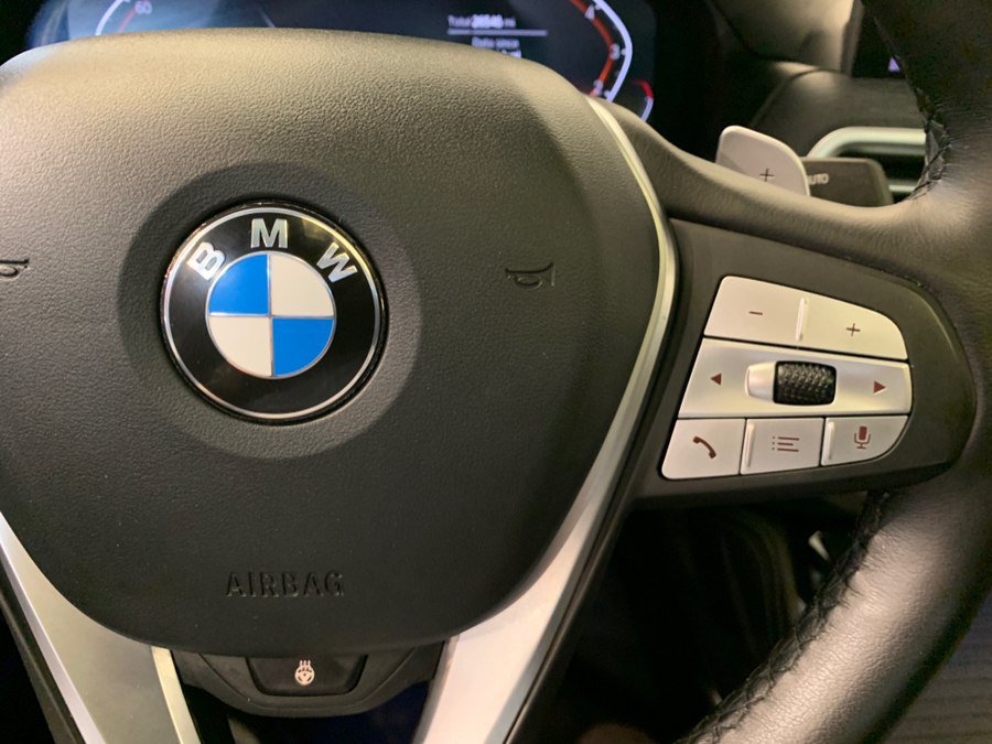 Used 2025 BMW X4 xDrive30i AWD/4WD image 26