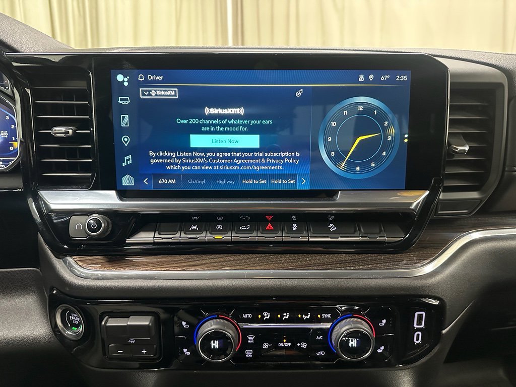 Used 2025 Chevrolet Silverado 1500 LT image 32