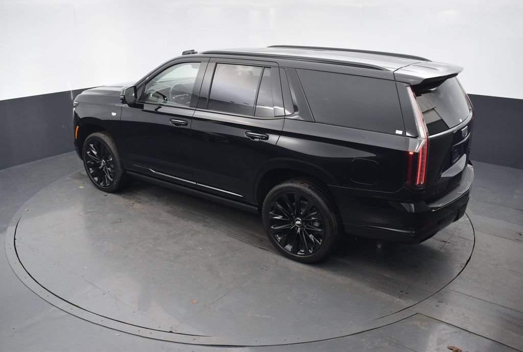 Certified 2026 Cadillac Escalade Platinum Sport w/ LPO, ONYX Package AWD/4WD image 46
