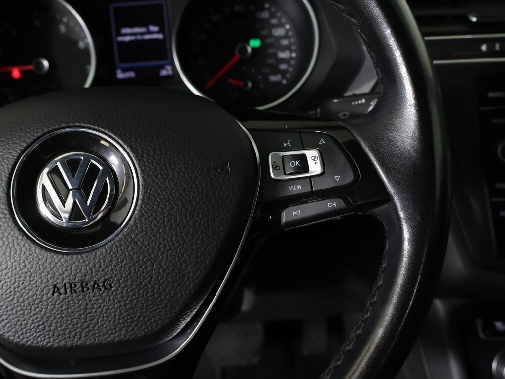 Used 2019 Volkswagen Tiguan SE w/ Panoramic Sunroof Package image 35