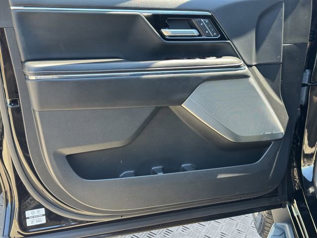 Used 2025 GMC Sierra EV Denali AWD/4WD image 13