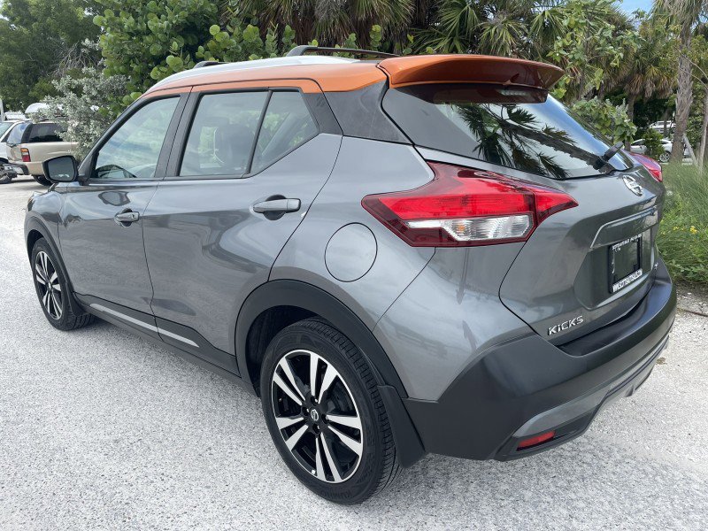 Used 2019 Nissan Kicks SR w/ SR Premium Package image 5