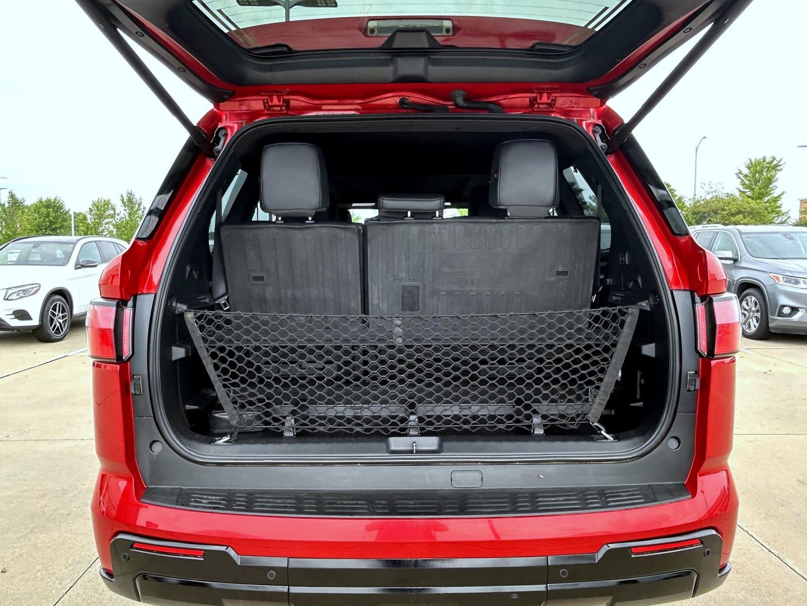 Used 2023 Toyota Sequoia Platinum image 9