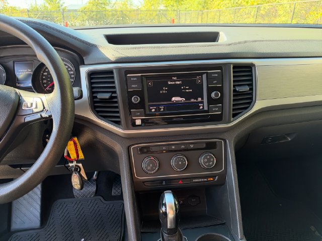 Used 2018 Volkswagen Atlas S FWD image 20