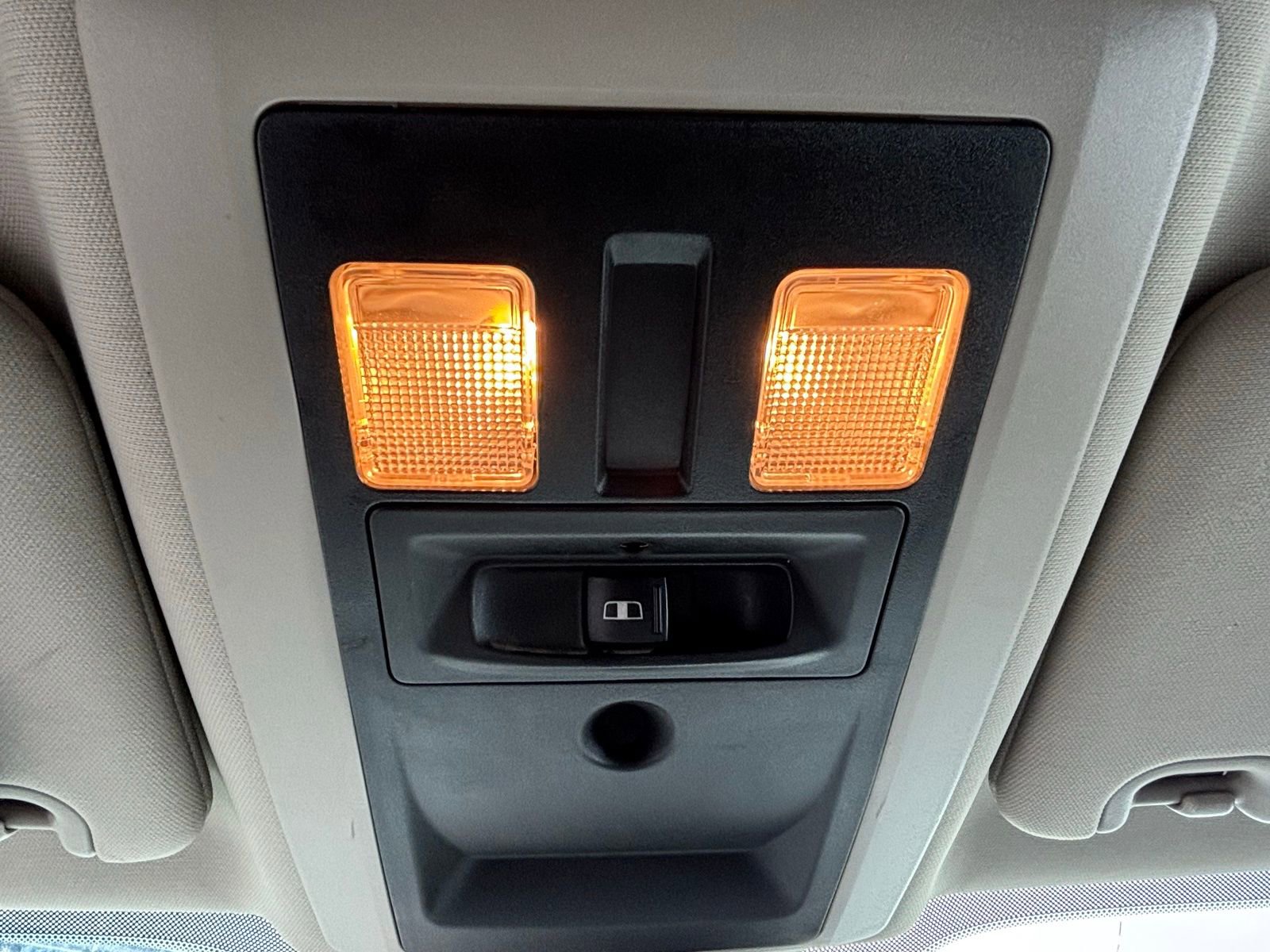 Used 2018 RAM 1500 Classic SLT image 13