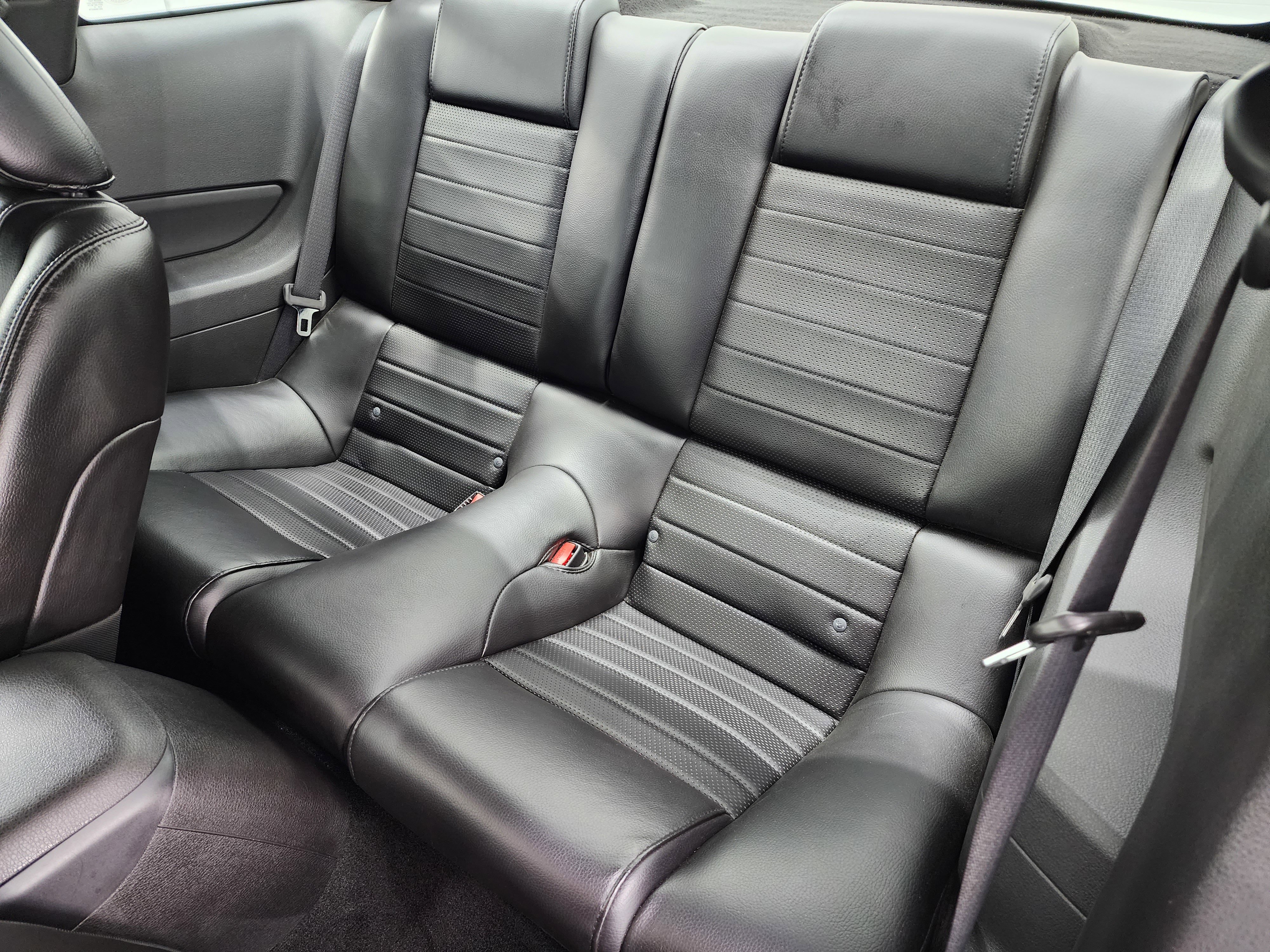 Used 2007 Ford Mustang GT image 9