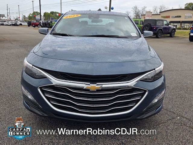 Used 2025 Chevrolet Malibu LT image 2