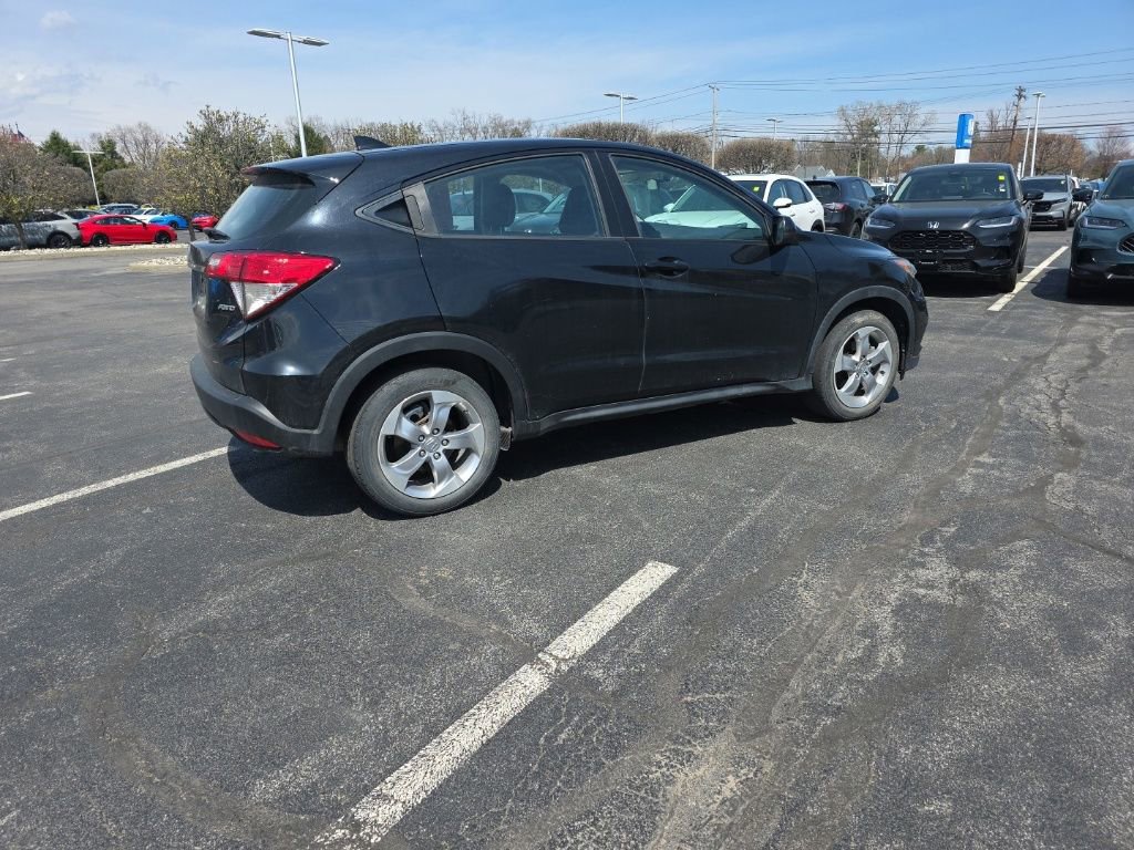Used 2021 Honda HR-V LX image 7