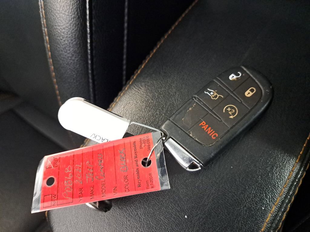 Used 2021 Jeep Compass Limited w/ Sun and Sound Group image 29